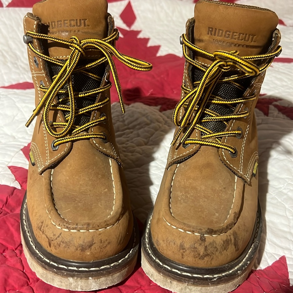 Ridgecut Women's Lace Up Boots - Brown